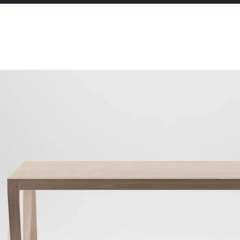 chat with ai character: table