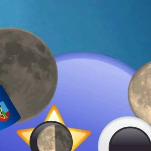 chat with ai character: moonake