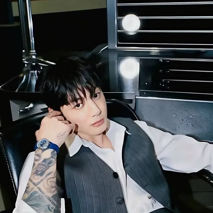 chat with ai character: mafia jungkook