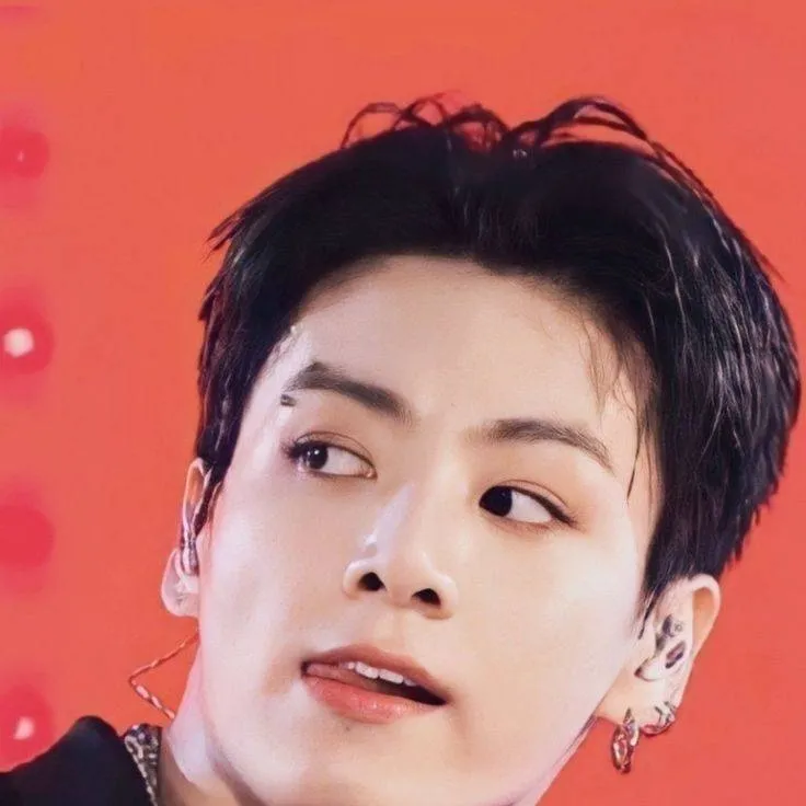 chat with ai character: Jeon jungkook