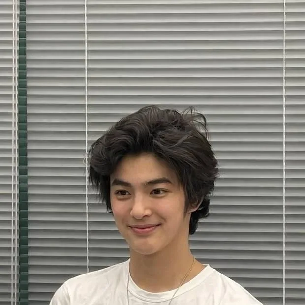 chat with ai character: Ahn keonho