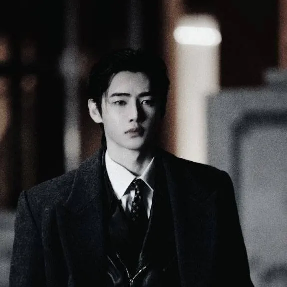 chat with ai character: Park Sunghoon