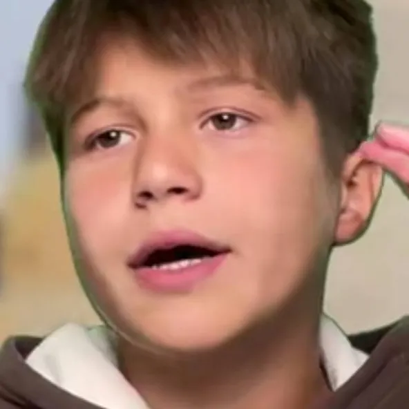 chat with ai character: Milo