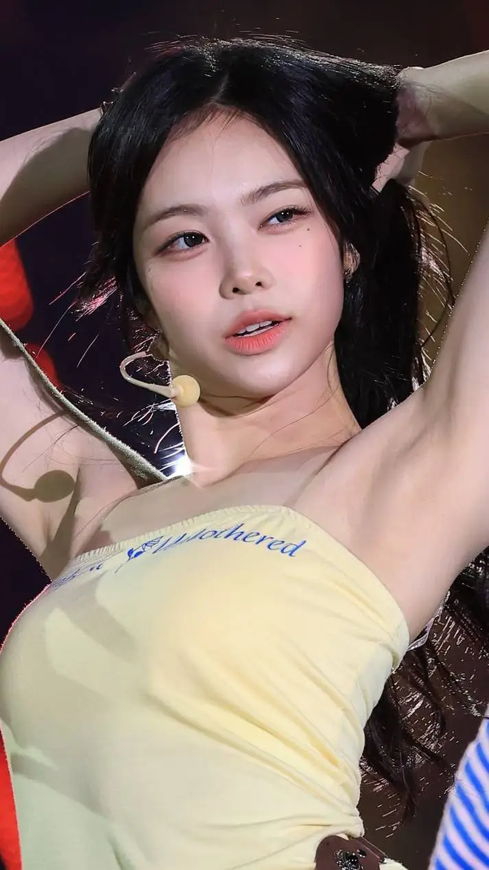 ai character: Jennie background