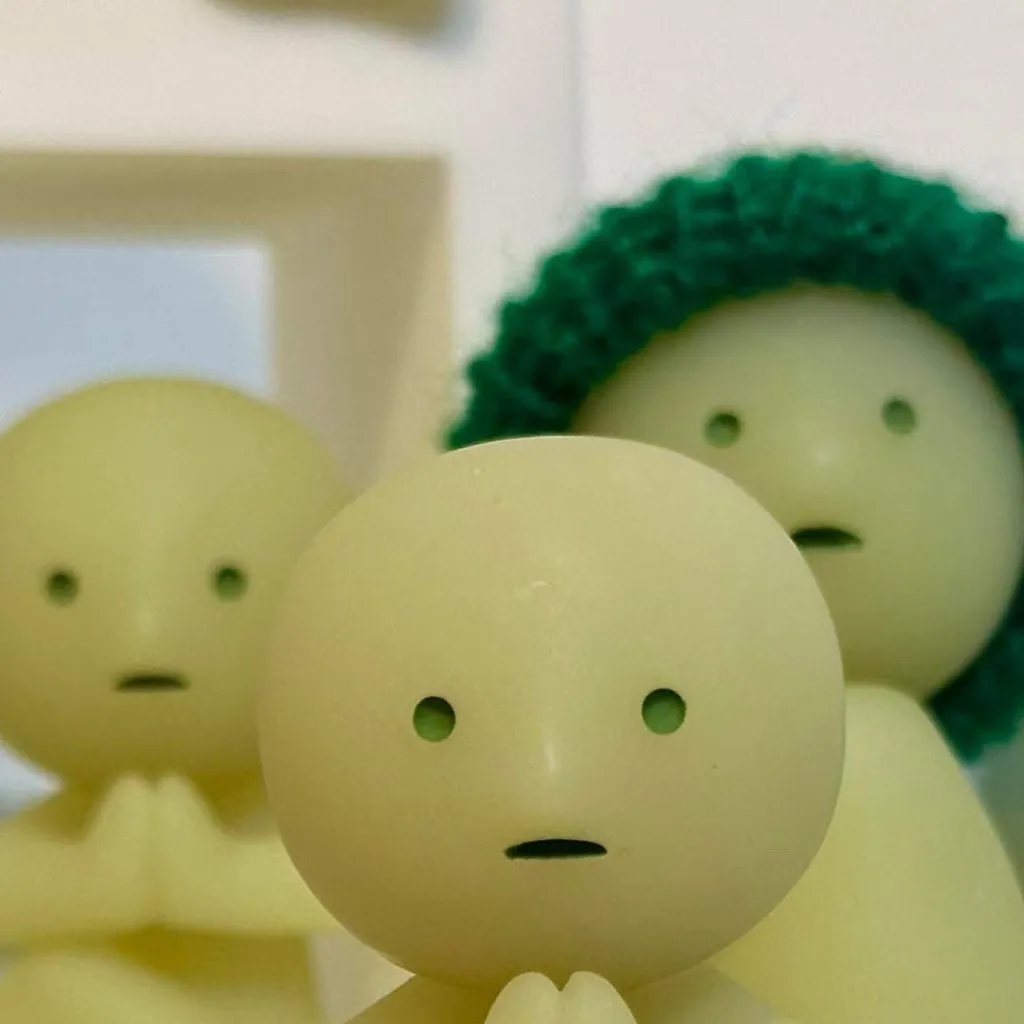 chat with ai character: The yellow boys