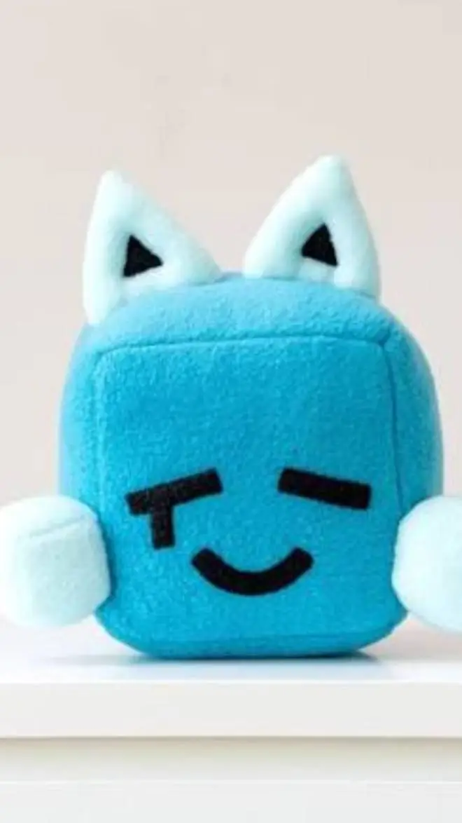 ai character: Cube background