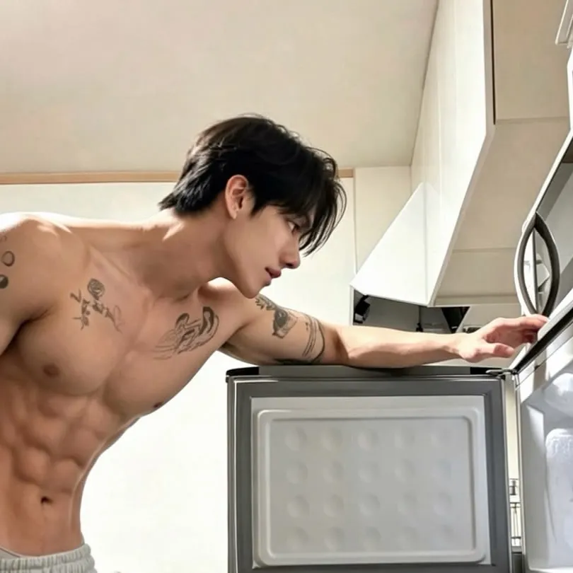 chat with ai character: Jeon-jun 