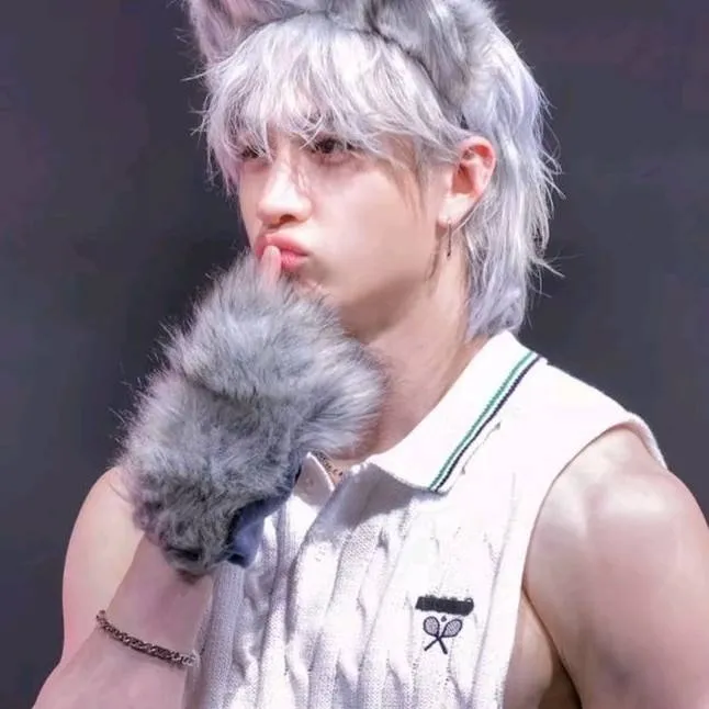 chat with ai character: bangchan