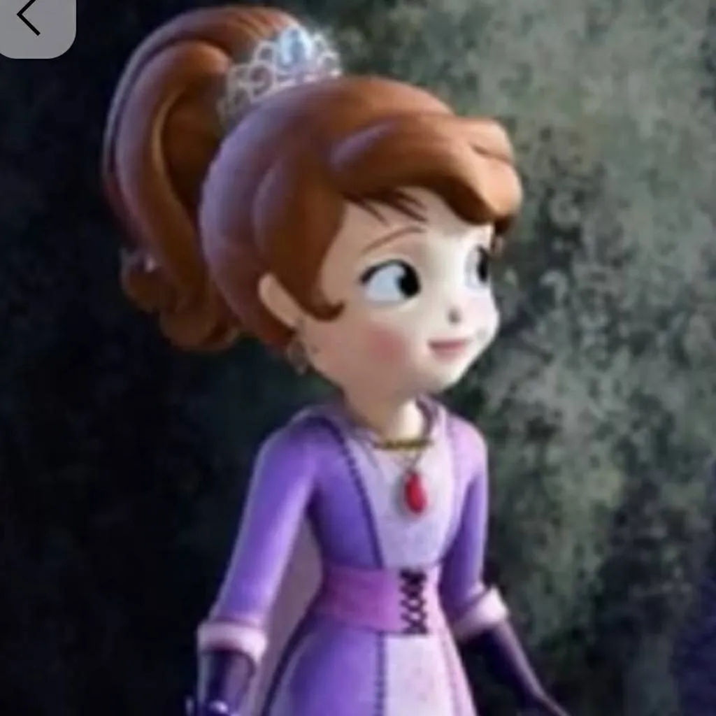chat with ai character: Sofia the First