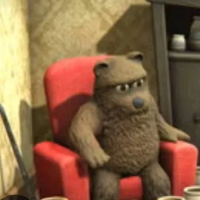 chat with ai character: la madriguera