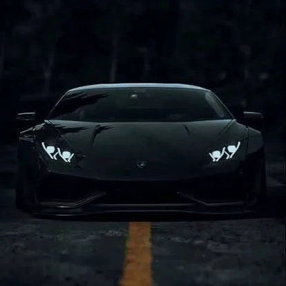 chat with ai character: Lamborghini negro🖤
