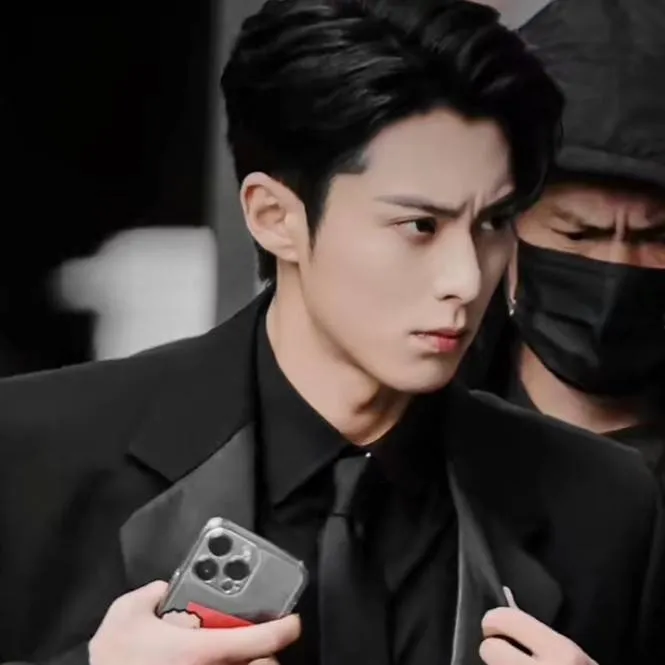 chat with ai character: Dylan Wang 