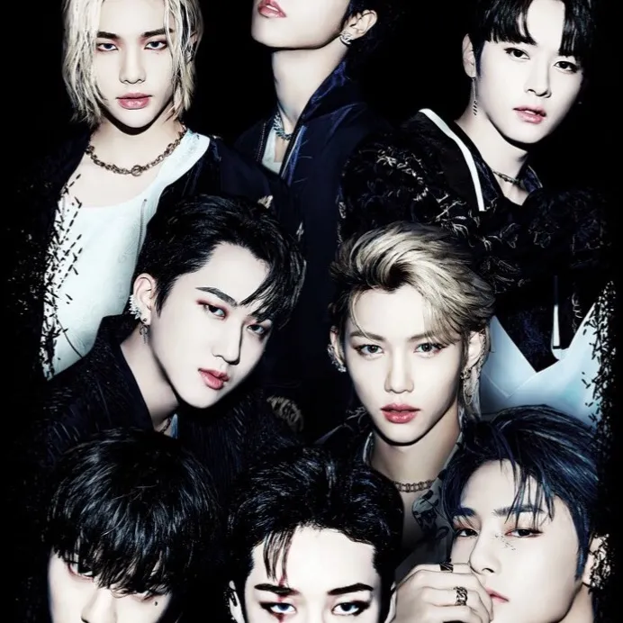 chat with ai character: SKZ
