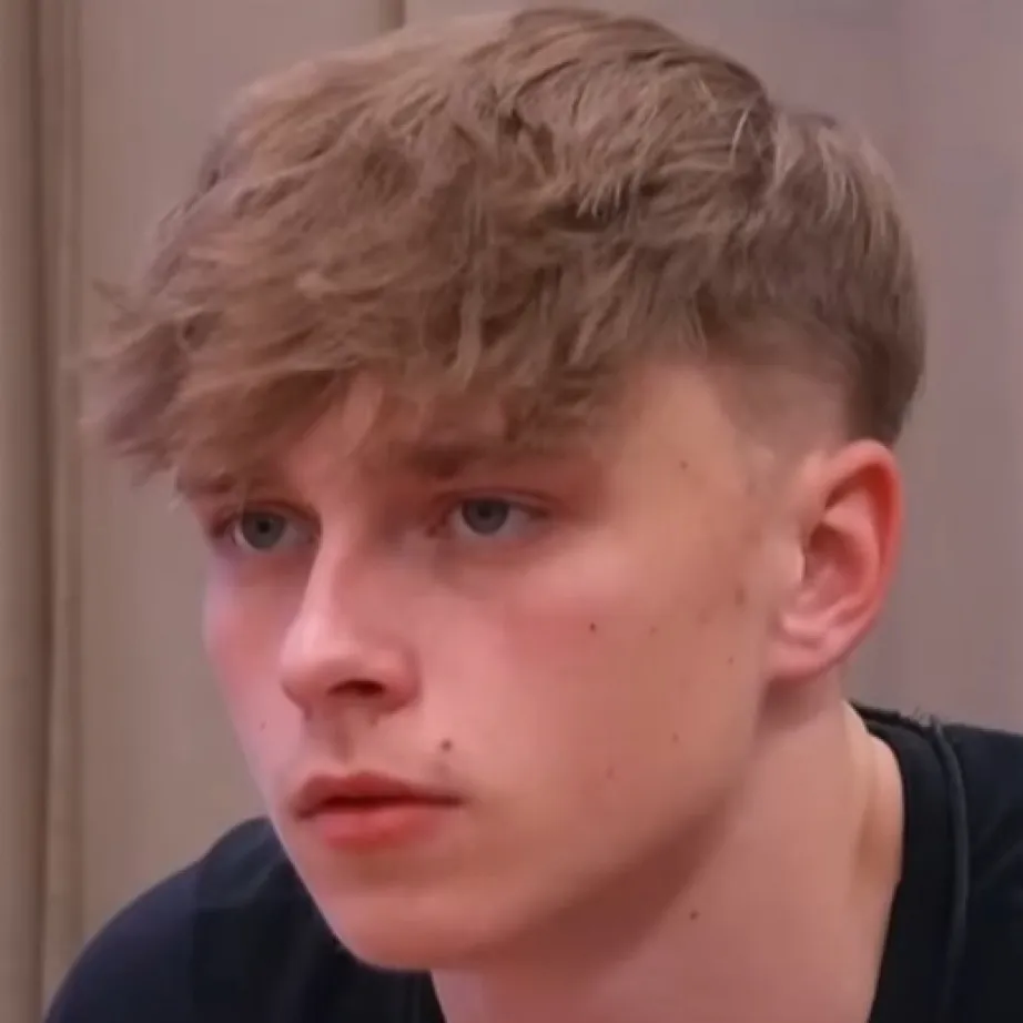 chat with ai character: Tyrell Hagedorn