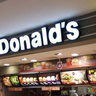 chat with ai character: MHA MCDONALD'S 🍔