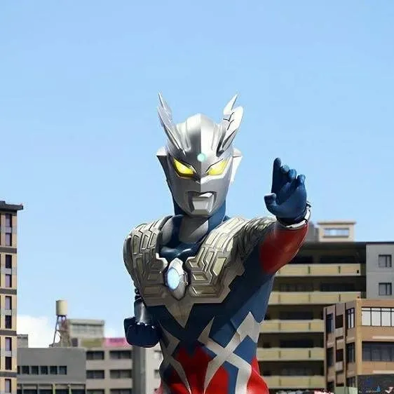chat with ai character: Ultramen