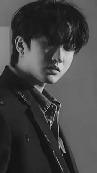 ai character: 🖤Seo Changbin🖤 background
