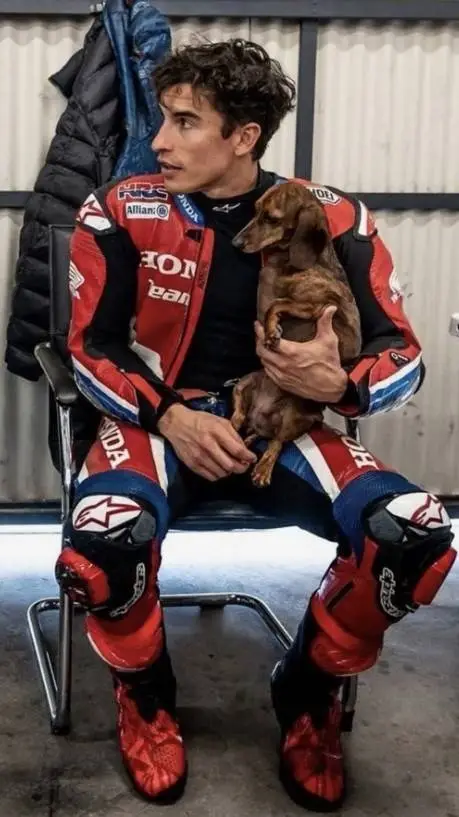 ai character: Marc Marquez  background