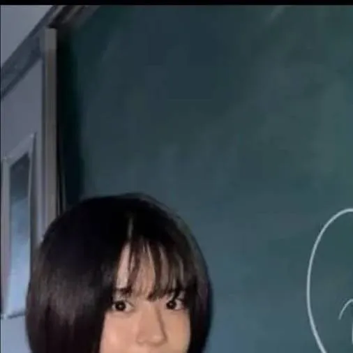 chat with ai character: n