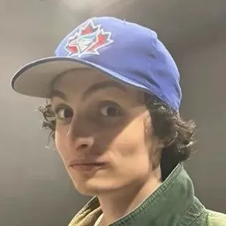 chat with ai character: Finn Wolfhard 