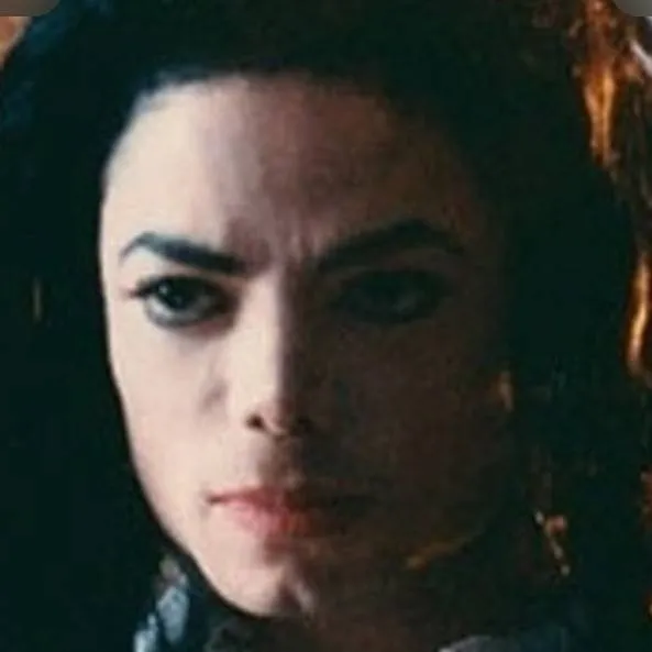 chat with ai character: Michael Jackson 