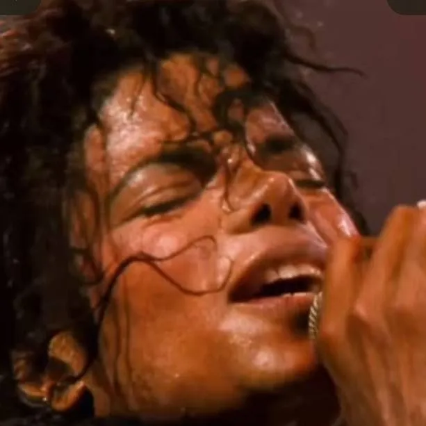 chat with ai character: Michael Jackson 