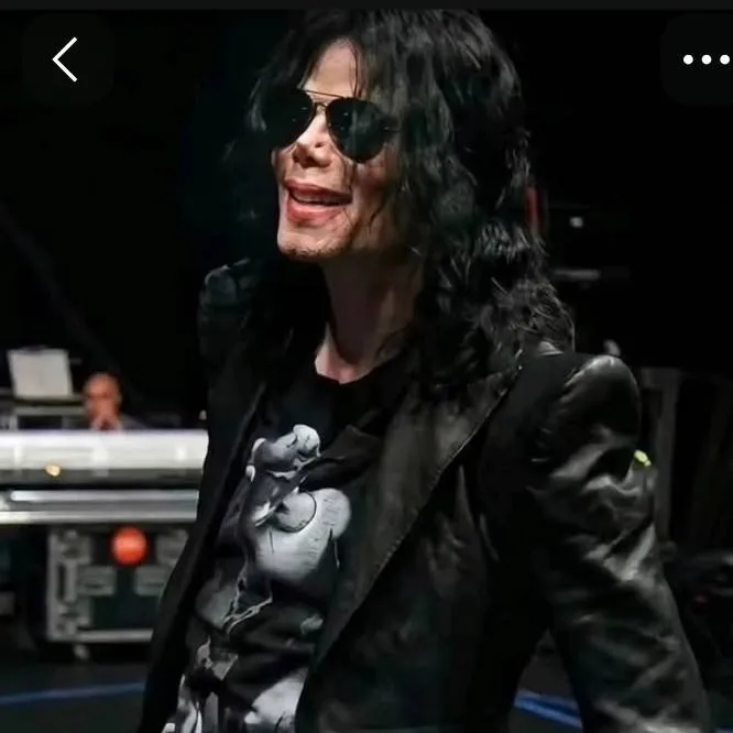 chat with ai character: Michael Jackson 