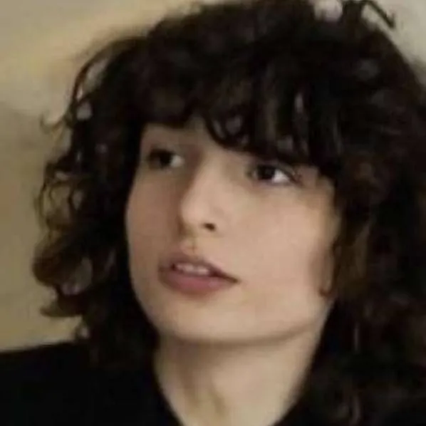 chat with ai character: Finn Wolfhard :) 