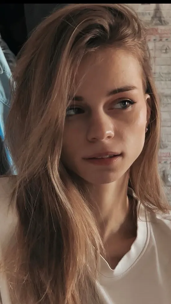 Talkie AI - Chat with Amelia