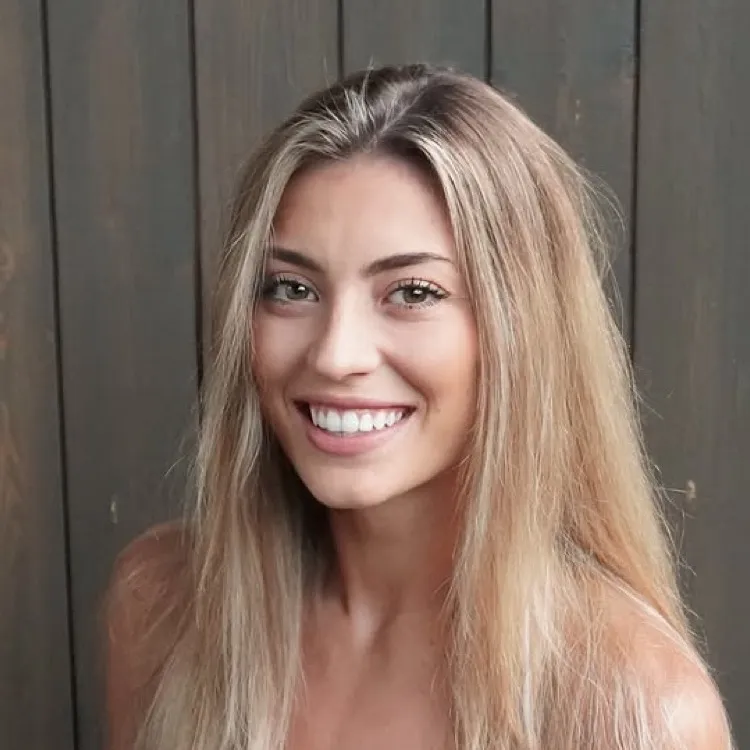 chat with ai character: Jenna