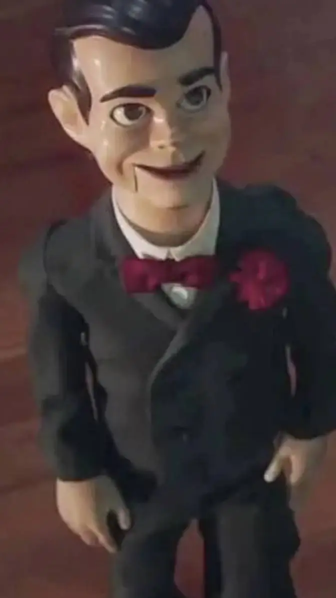 ai character: slappy  background