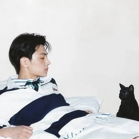 chat with ai character: Park Jongseong