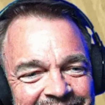 chat with ai character: steaks dad