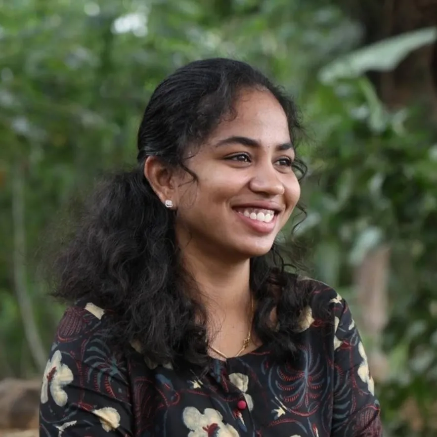 chat with ai character: Harini