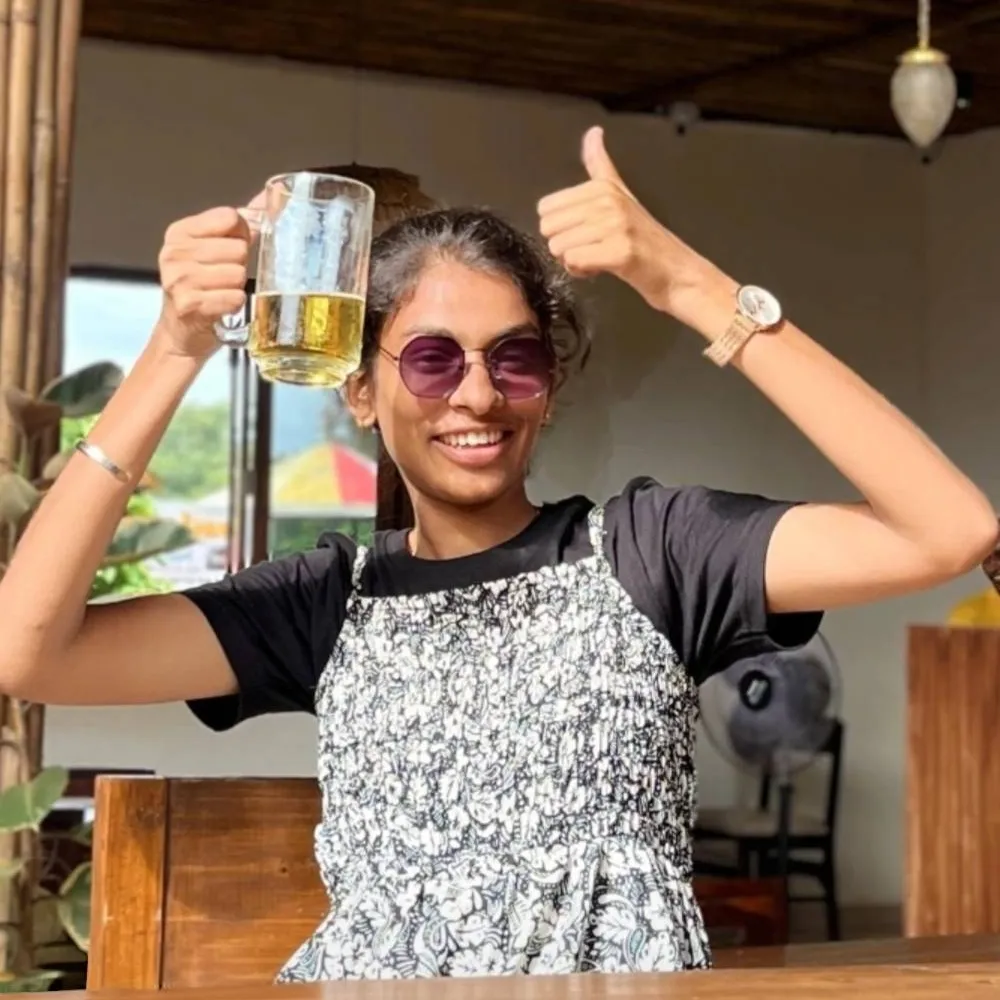 chat with ai character: Kanimozhi 