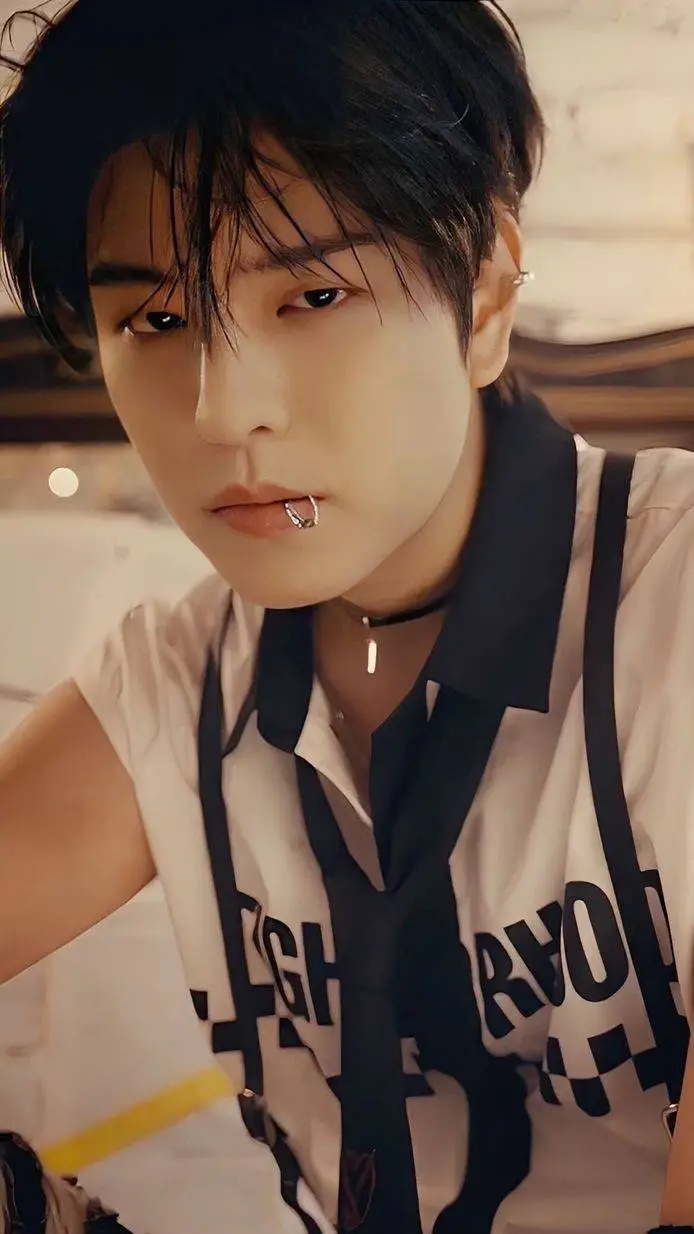 ai character: Seungmin background