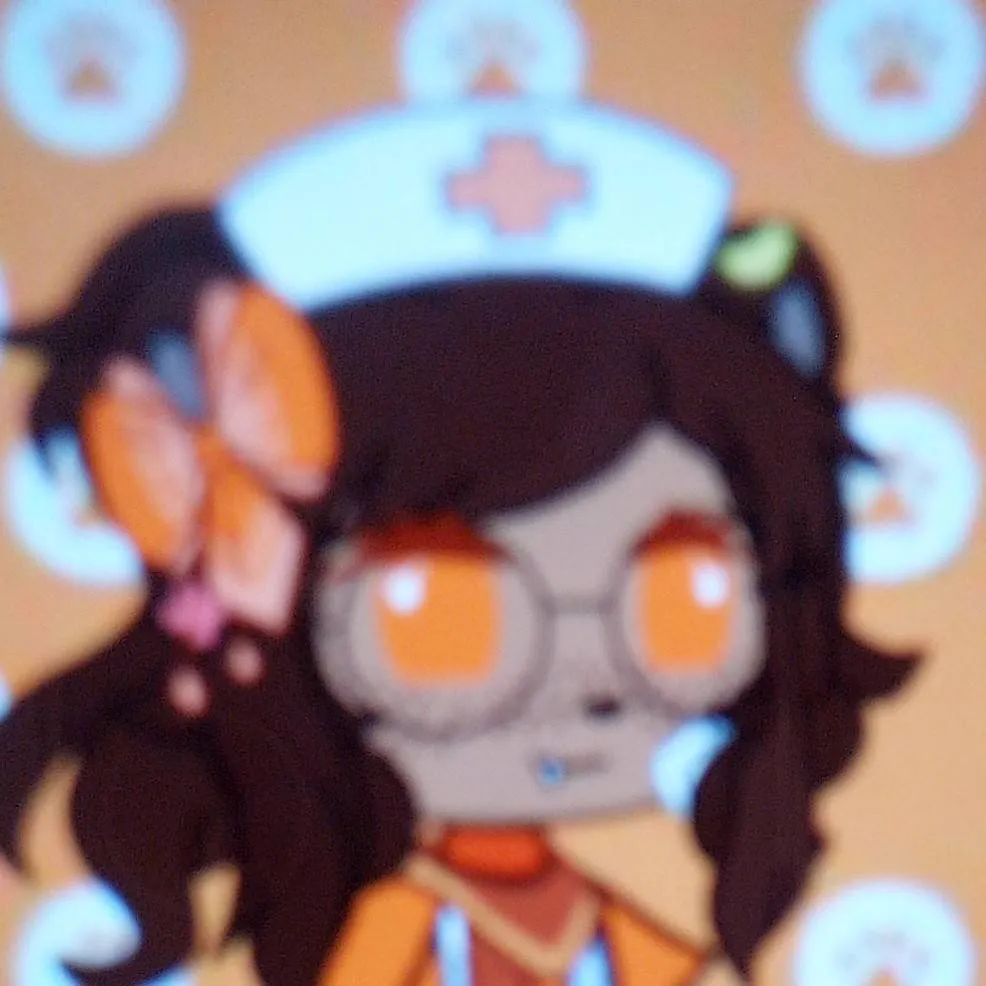 chat with ai character: Mia star