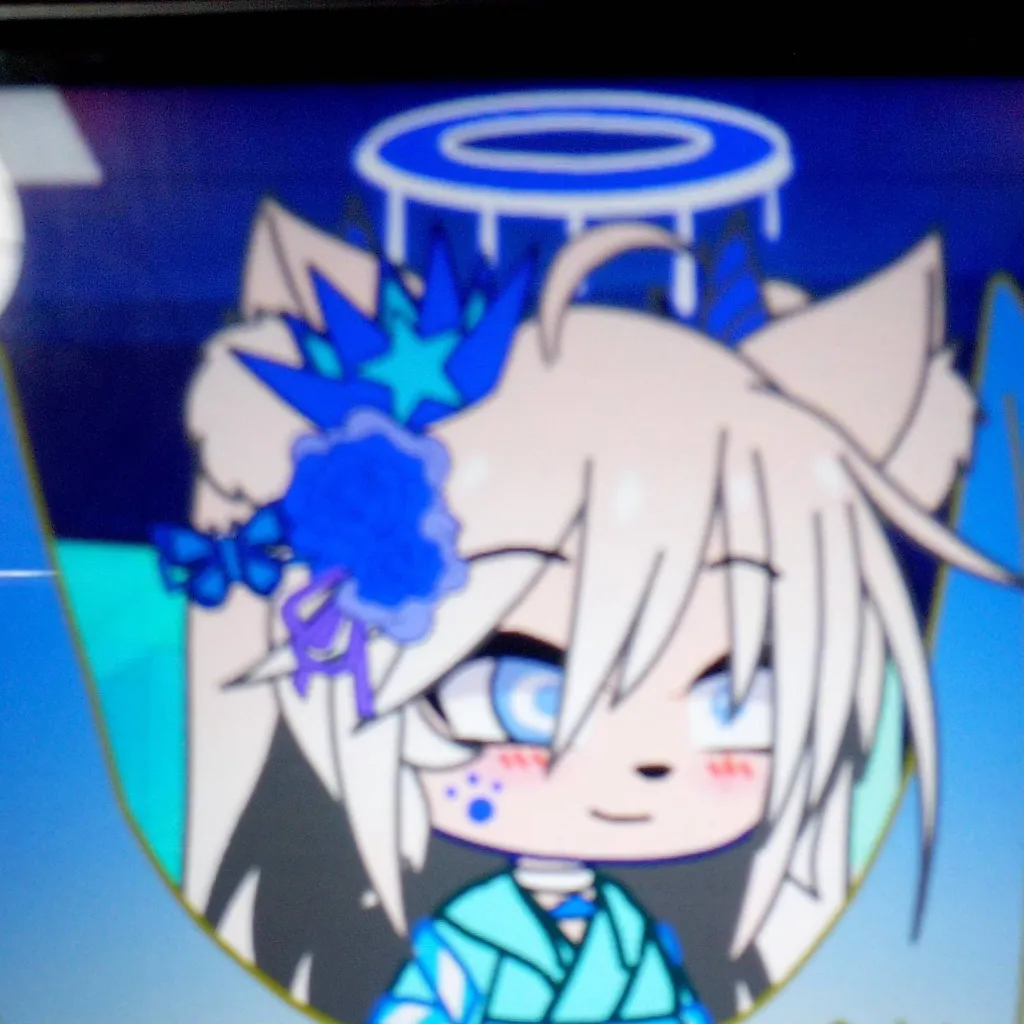 chat with ai character: ✨💙Cecilia goosey💙✨
