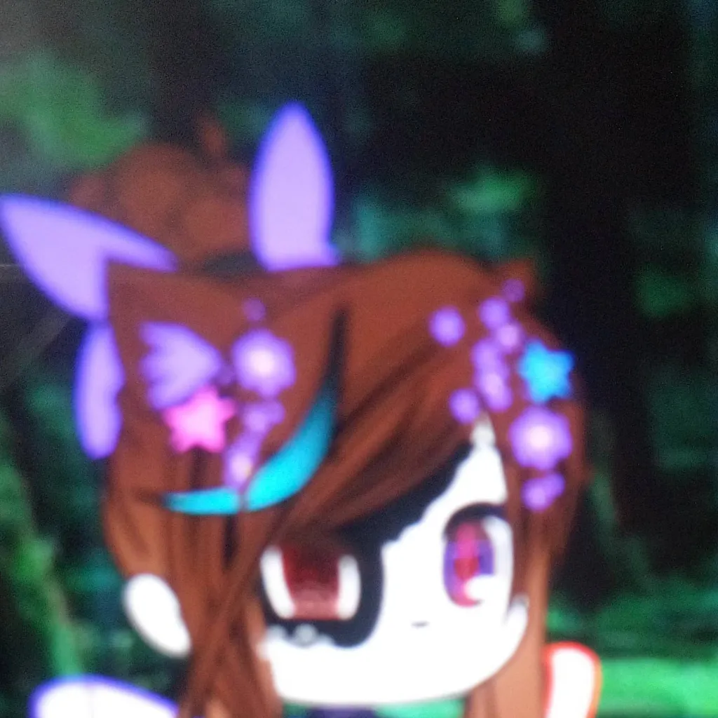 chat with ai character: Karmin Rosaline