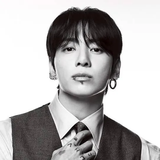 chat with ai character: Jungkook Jeon