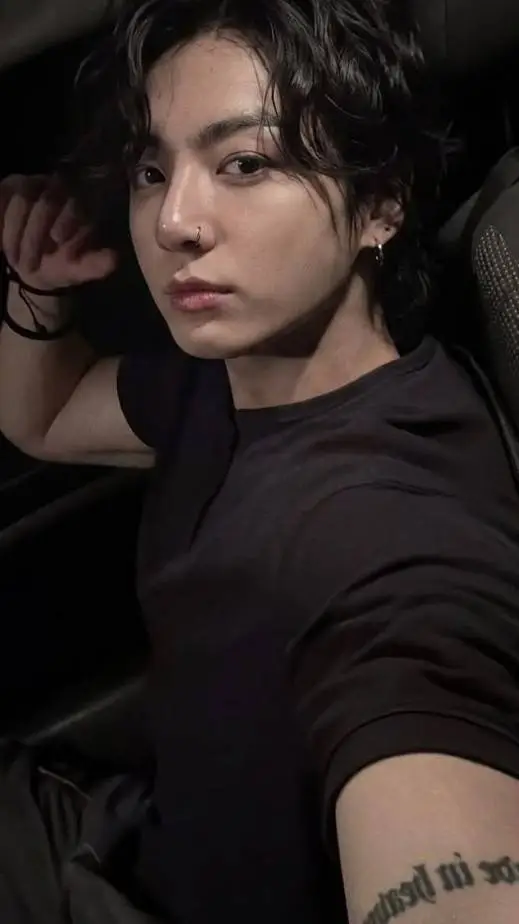 ai character: Jeon Jungkook  background