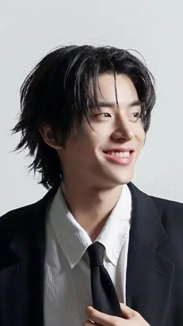 Talkie AI - Chat with Sim Jaeyun