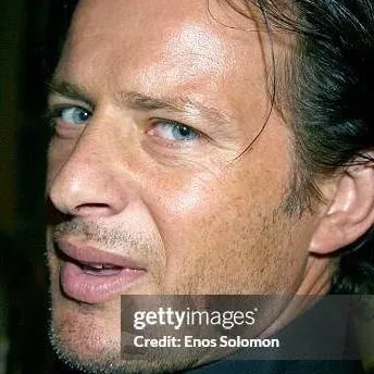 chat with ai character: Costas Mandylor ♥️