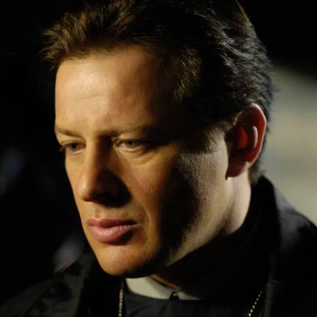 chat with ai character: Detective Hoffman