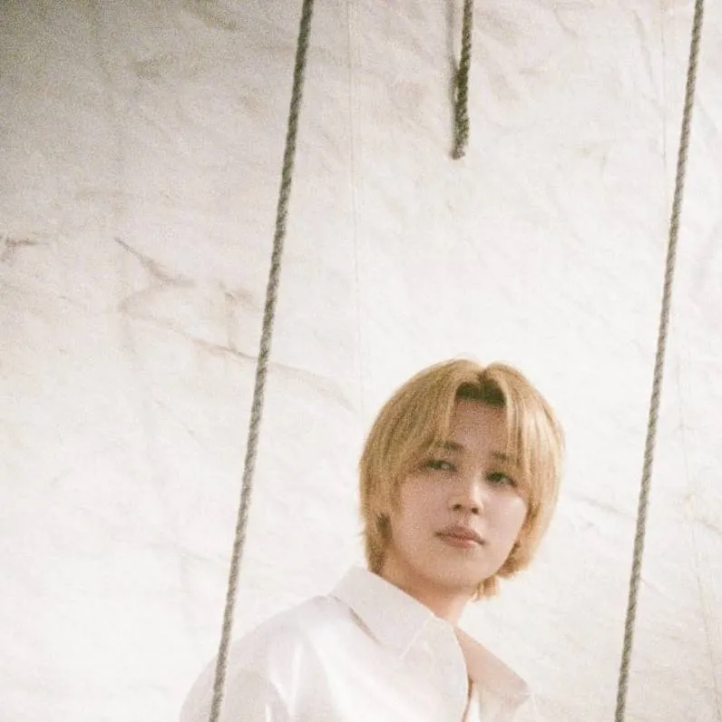 chat with ai character: park jimin