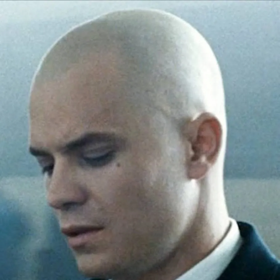 chat with ai character: Agent 47