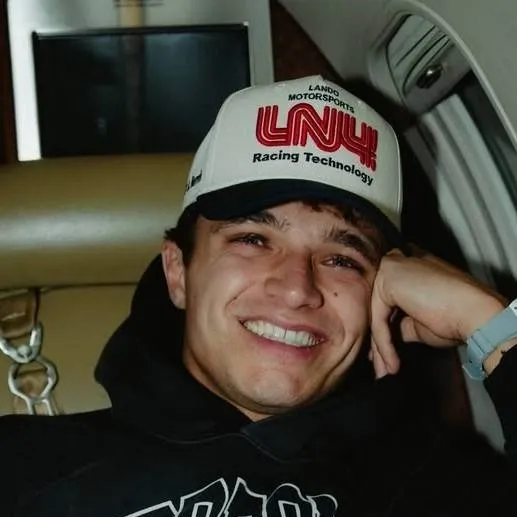 chat with ai character: Lando norris 