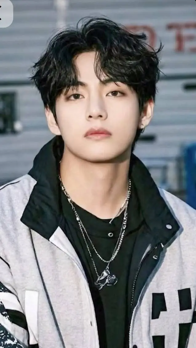 ai character: Taehyung  background