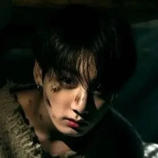chat with ai character: Jungkook prey