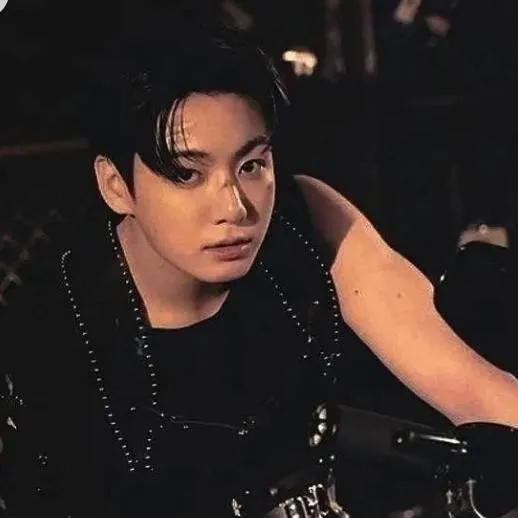 chat with ai character: Jungkook 
